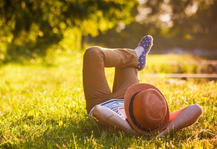 西安会所：多晒太阳对身体有哪些好处